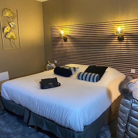 La Glycine Hotel, Spa Et Bien-Etre Бенувиль Экстерьер фото