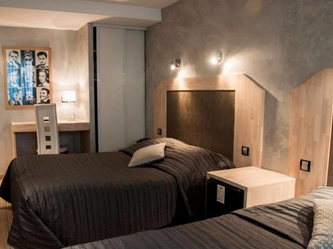 La Glycine Hotel, Spa Et Bien-Etre Бенувиль Экстерьер фото