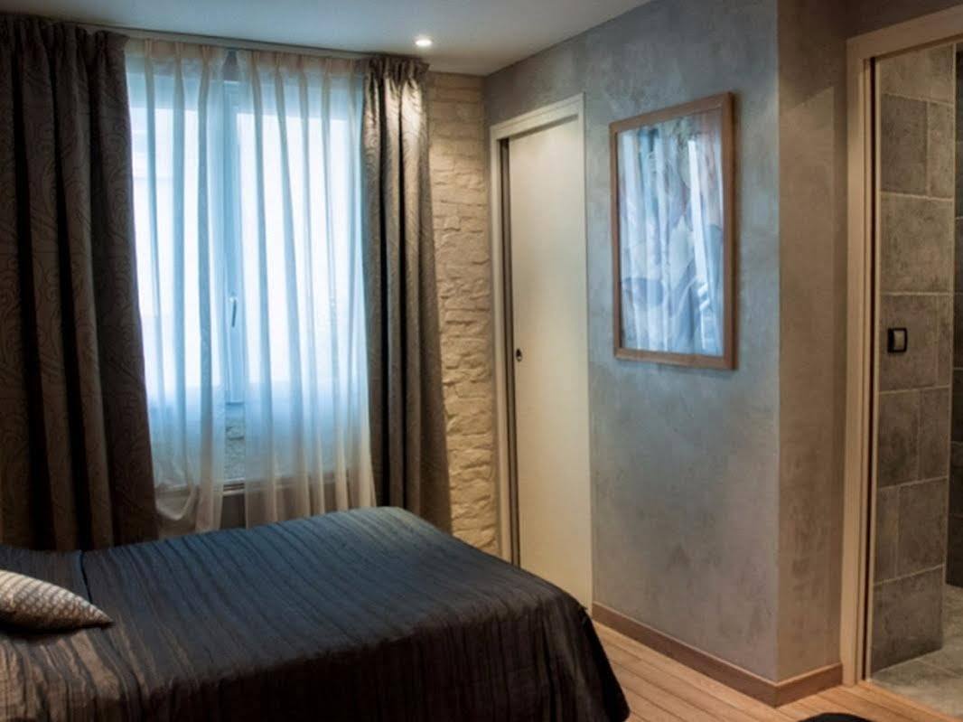 La Glycine Hotel, Spa Et Bien-Etre Бенувиль Экстерьер фото