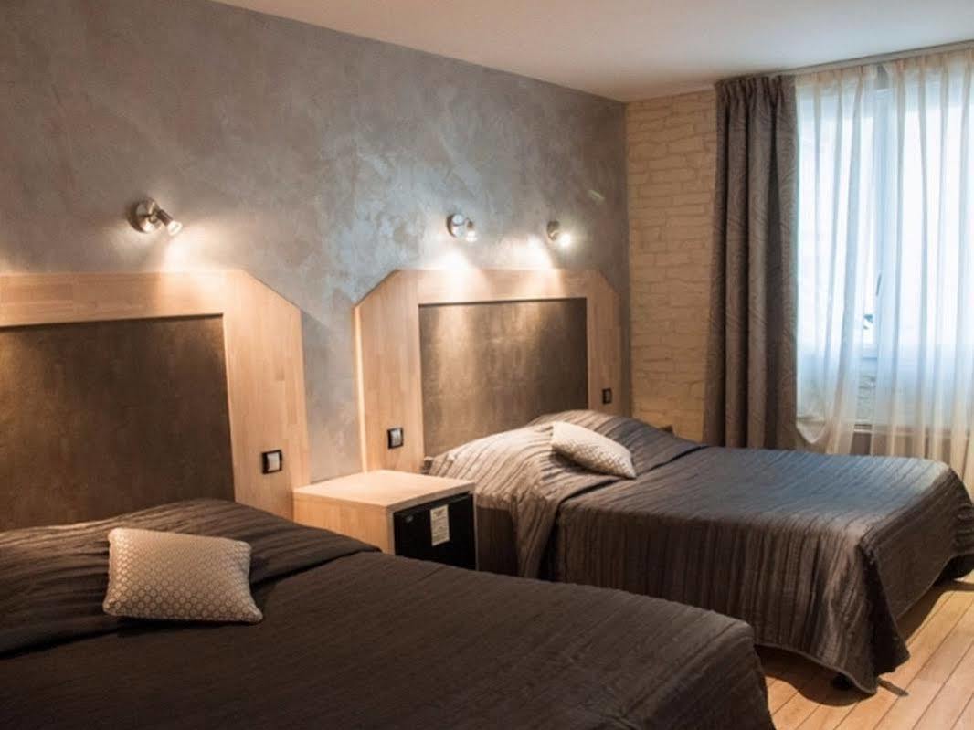 La Glycine Hotel, Spa Et Bien-Etre Бенувиль Экстерьер фото